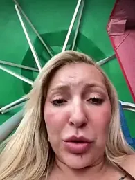Juuhschmitt webcam model stream image