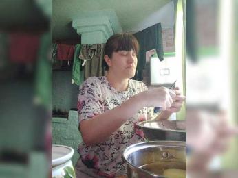 Xo4y-SeXa webcam model stream image