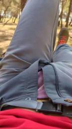 polli_play webcam model stream image