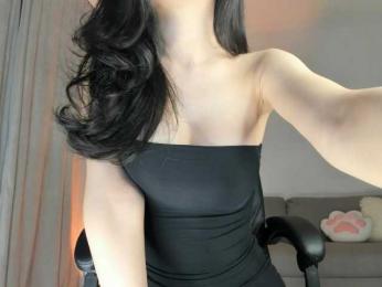 Nottiniam webcam bongacams model stream image