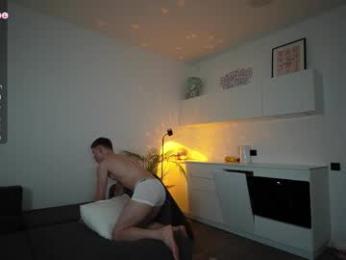 evan_white_ webcam model stream image
