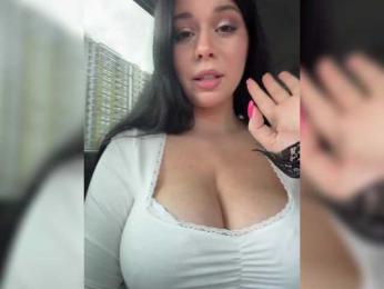 Happy_Doll webcam bongacams model stream image