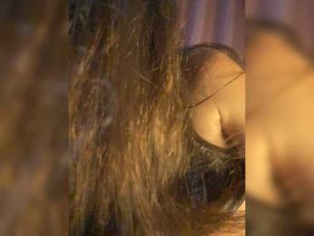 MayLily webcam model stream image