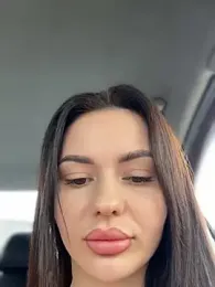 PrincessaHill_ webcam model stream image