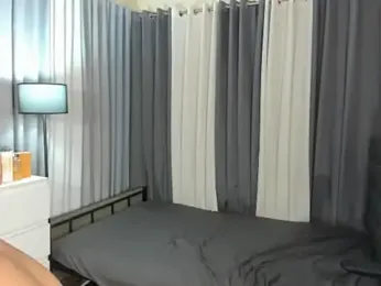 Seductive_rein webcam stripchat model stream image