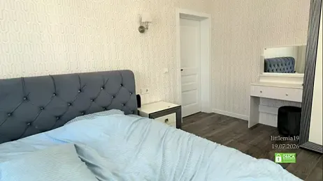 littlemia19 webcam model stream image