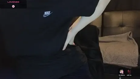 Mia_G0ld webcam model stream image