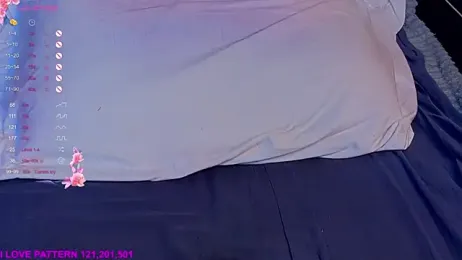 Hollara_Bangg webcam model stream image