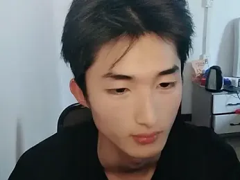 P888P webcam model stream image