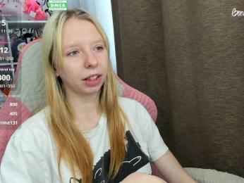 Jlucu4kA webcam model stream image