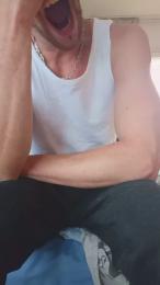 Moorenitoo32 webcam model stream image