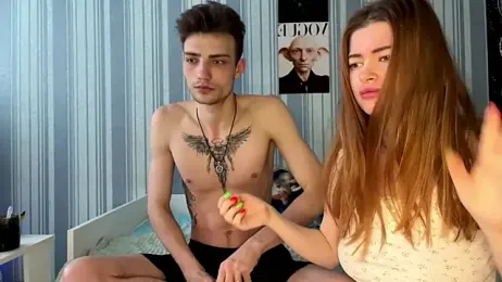 EmiliaCouple webcam model stream image