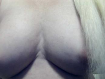 Lilia103 webcam model stream image