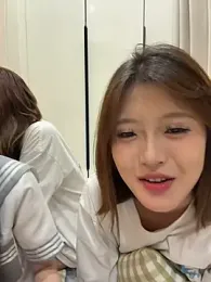 yang818 webcam model stream image