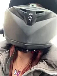 ariiel_ webcam model stream image