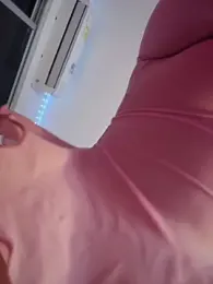 Shara_dreams webcam model stream image