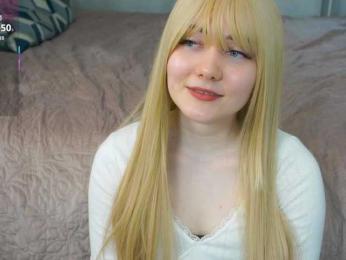 SkyNyxx webcam model stream image