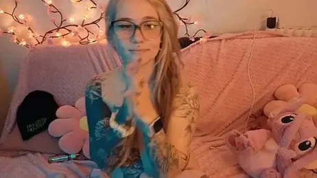 sullye webcam model stream image