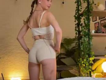 elli_harmon webcam model stream image