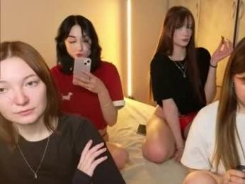 _reverse_gang_ webcam model stream image