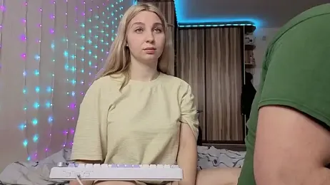 llolilove webcam model stream image