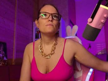 Findom_Lady_Shine webcam model stream image