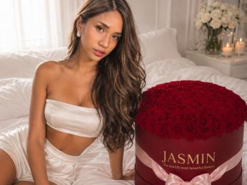 KatalunaMoore webcam livejasmin model stream image