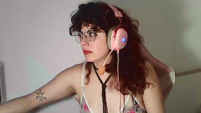 owly_bloom webcam model stream image