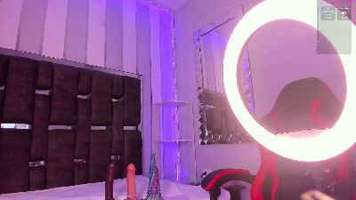 LeiaWong_ webcam model stream image