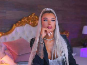 JuicyJessye webcam model stream image