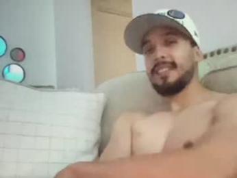 papicubano_guapo23cm webcam chaturbate model stream image