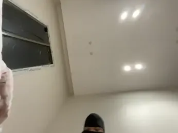 Submissive_Arab webcam model stream image