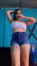 girl_pee webcam cam4 model stream image