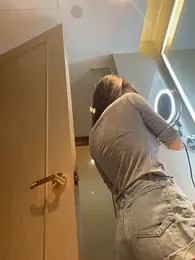 Sunflower-77 webcam model stream image