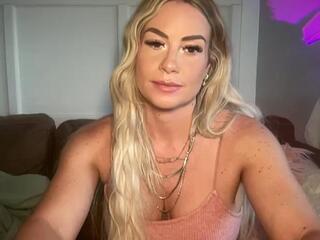 Kay Devon webcam model stream image