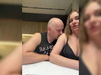 NedostupnayaPara webcam model stream image