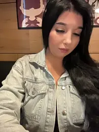Tisha_Busty webcam model stream image