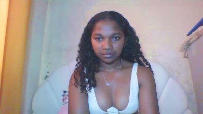 Miss_lunah webcam cam4 model stream image
