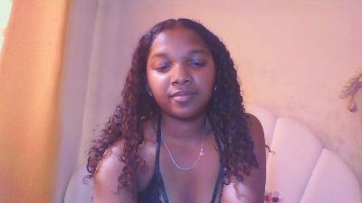 Miss_lunah webcam model stream image
