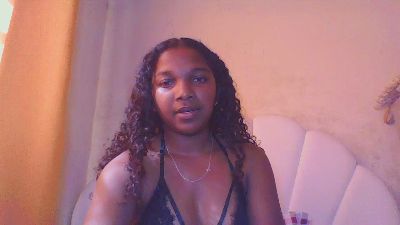Miss_lunah webcam model stream image