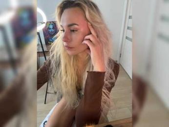 Kocmoc_Katerina webcam bongacams model stream image