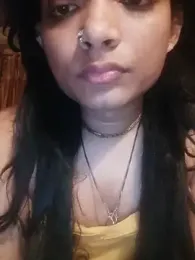 SweetTsAngel webcam model stream image