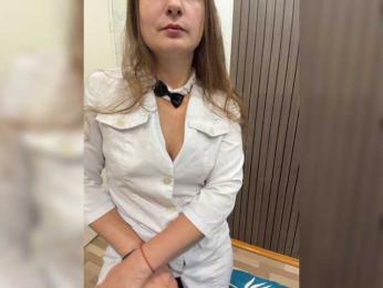 -dark_Rose webcam model stream image