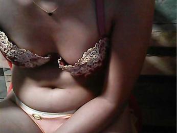 HornyNica webcam model stream image