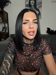 LexiCoco webcam model stream image
