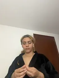 Sarabubbie webcam stripchat model stream image