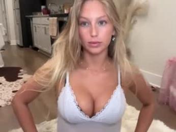 caseyyyhere webcam chaturbate model stream image