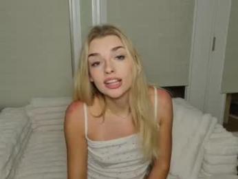 ellalowe webcam model stream image