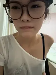 yanzi520 webcam stripchat model stream image