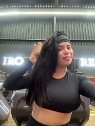 Rafaellaz webcam model stream image